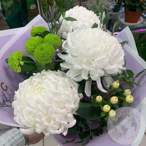 Букет из хризантем "Прекрасное чувство" в магазине Цветы Планеты