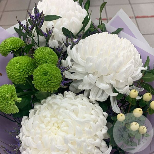 Букет из хризантем "Прекрасное чувство" в магазине Цветы Планеты