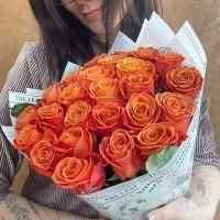 21 роза оранжевая 60 см.