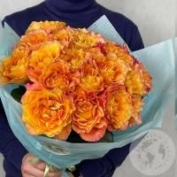 17 роз оранжевых 70 см