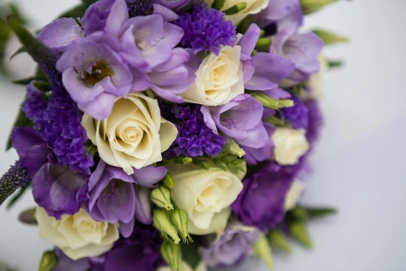 Фиолетовый цвет в букете