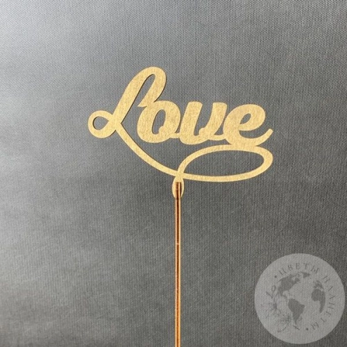 Топпер для цветов "Love" светло-песочный в магазине Цветы Планеты Топпер для цветов "Love" светло-песочный