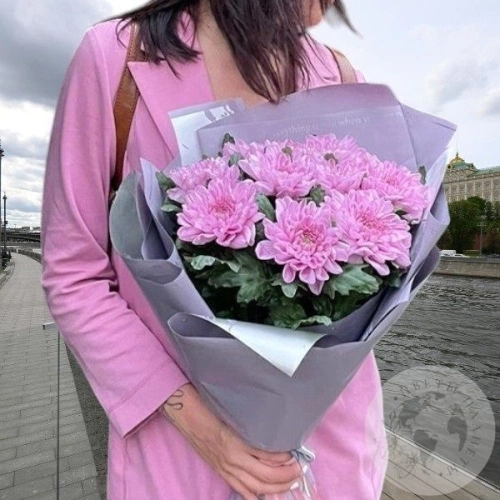 Букет из 9 розовых одноголовых хризантем в магазине Цветы Планеты