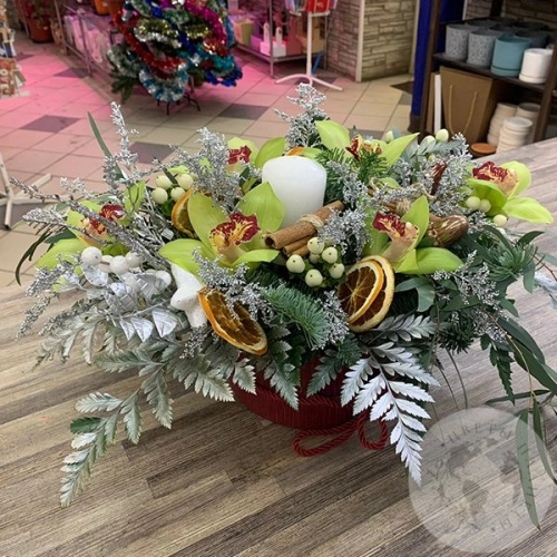 Композиция из орхидей, солидаго, эвкалипта "Свеча с орхидеей" в магазине Цветы Планеты