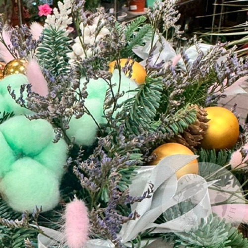 Композиция Новый год в магазине Цветы Планеты