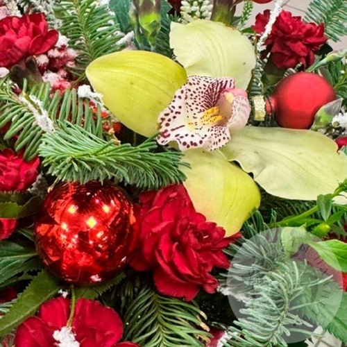 Подарки на Букет Новый год в магазине Цветы Планеты