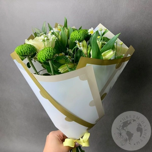 Букет из роз, альстромерий и хризантем "Зеленое чудо" в магазине Цветы Планеты