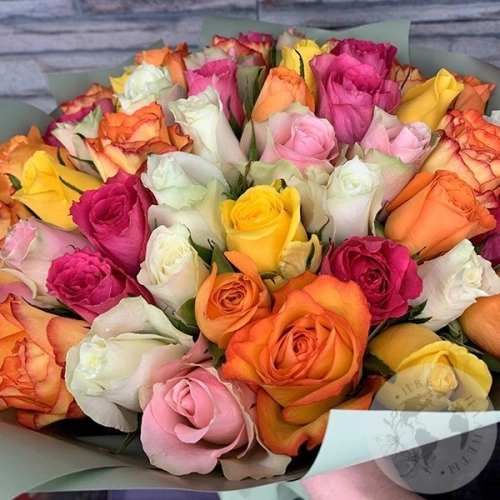 Букет 51 роза микс 40 см. в магазине Цветы Планеты