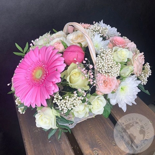 Корзина с цветами розами, герберами  "Настроение"