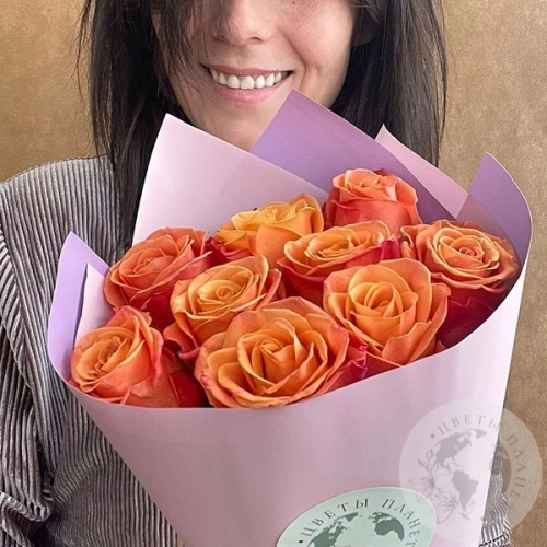 9 роз оранжевых 60 см. в магазине Цветы Планеты