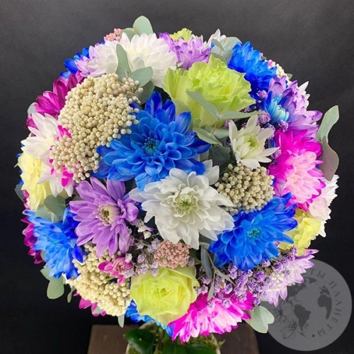 Букет из хризантем и роз в кашпо "Прекрасное дерево" в магазине Цветы Планеты