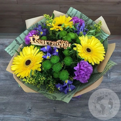 Букет из гербер и ирисов "Учителю"