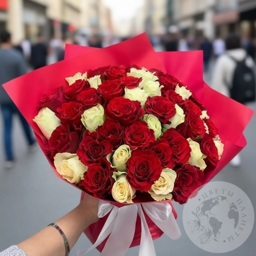 Букет из 51 розы микс 40 см.
