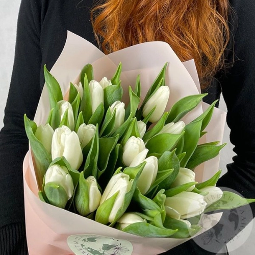 30 тюльпанов белых в магазине Цветы Планеты