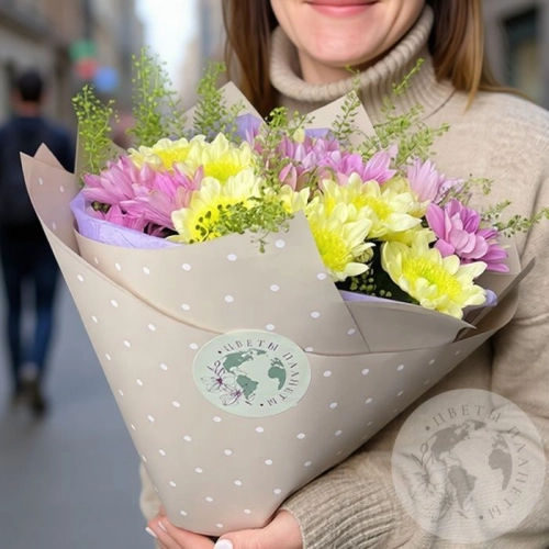 Букет из кустовых хризантем в магазине Цветы Планеты