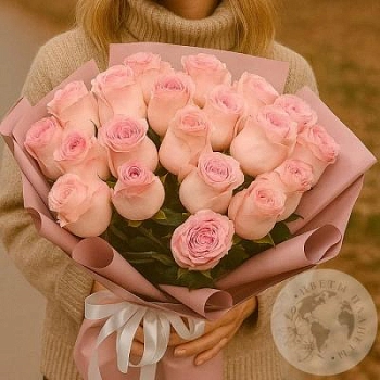 Букет из 19 роз Букет из 19 роз