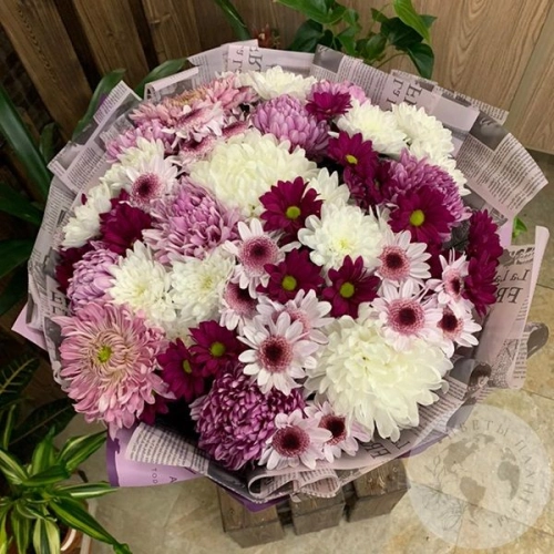 Букет из хризантем "Яркость" в магазине Цветы Планеты