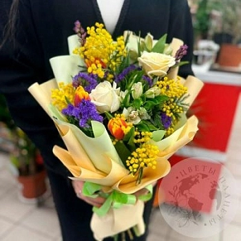 Букет из лилий, гвоздик, роз и альстромерий Букет из лилий, гвоздик, роз и альстромерий