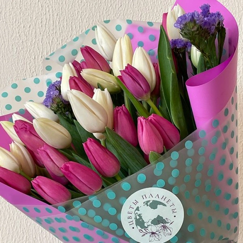 Букет из тюльпанов в магазине Цветы Планеты