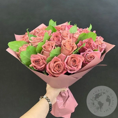 Букет 25 роз в магазине Цветы Планеты