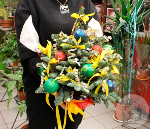 Подарки на Букет из нобилиса на Новый год в магазине Цветы Планеты