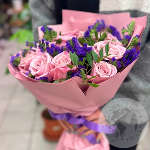 Букет из 13 роз и фисташки в магазине Цветы Планеты