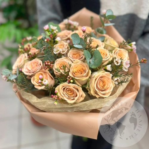 Букет из 23 роз в магазине Цветы Планеты