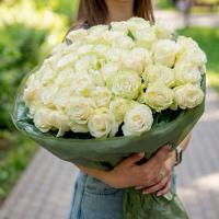 Букет из белых роз Эквадор 25 шт. в магазине Цветы Планеты