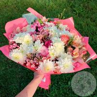 Букет из роз, альстромерий, хризантем и орхидей