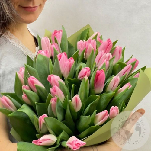 45 тюльпанов розовых в магазине Цветы Планеты