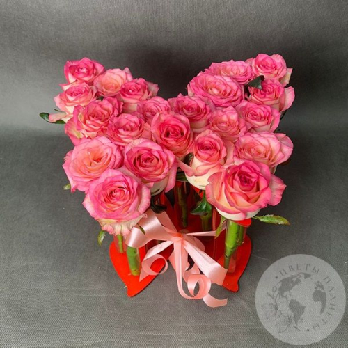 Роза кремовая в колбе 21 шт. Бабочка в магазине Цветы Планеты