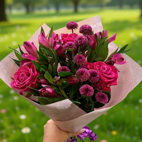 Букет из роз и альстромерий "Улыбка" в магазине Цветы Планеты