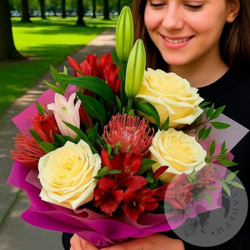 Букет из лилий, роз и фисташки в магазине Цветы Планеты