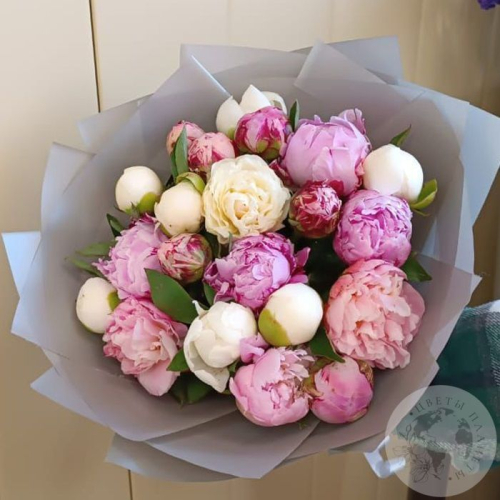 Букет 21 пион в магазине Цветы Планеты