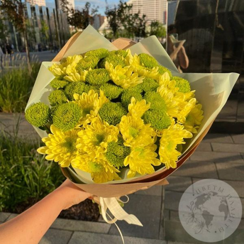 Букет из хризантем "Красотке" в магазине Цветы Планеты