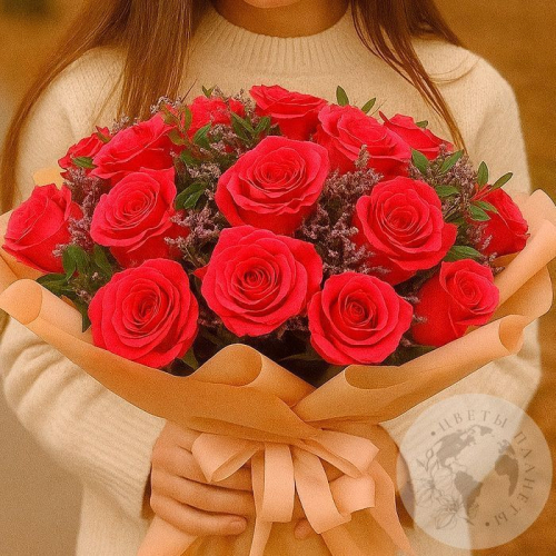 Букет из роз, лимониума и фисташки в магазине Цветы Планеты