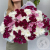 Букет из 31 бордовой, розовой, белой кустовой хризантемы в магазине Цветы Планеты