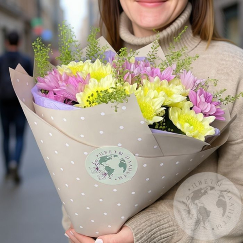 Букет из кустовых хризантем в магазине Цветы Планеты