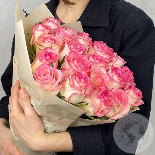 21 роза бело-розовая 70 см. в магазине Цветы Планеты