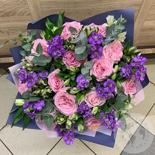 Букет из роз и альстромерий "Небеса" в магазине Цветы Планеты