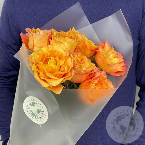 7 роз оранжевых 70 см в магазине Цветы Планеты