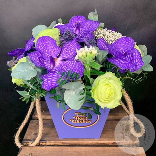 Композиция роз "Небеса" в магазине Цветы Планеты