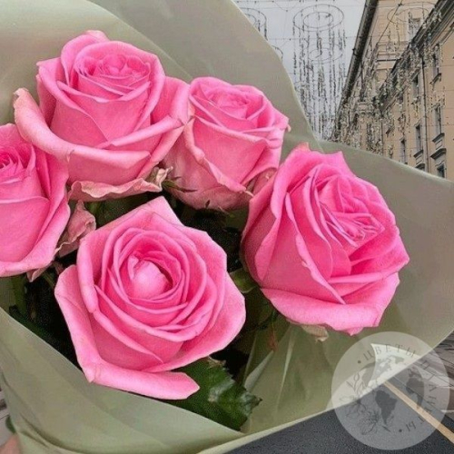 5 роз розовых 50 см. в магазине Цветы Планеты