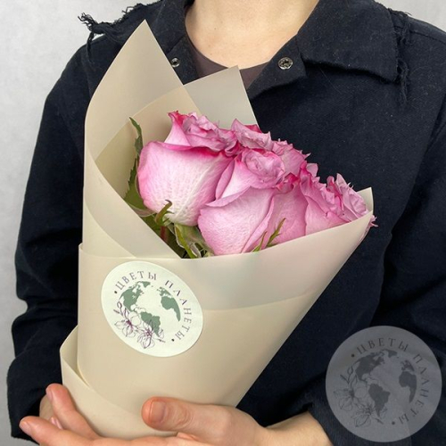 5 роз сиреневых 60 см. в магазине Цветы Планеты