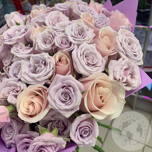 Букет роз "Фиеста" в магазине Цветы Планеты