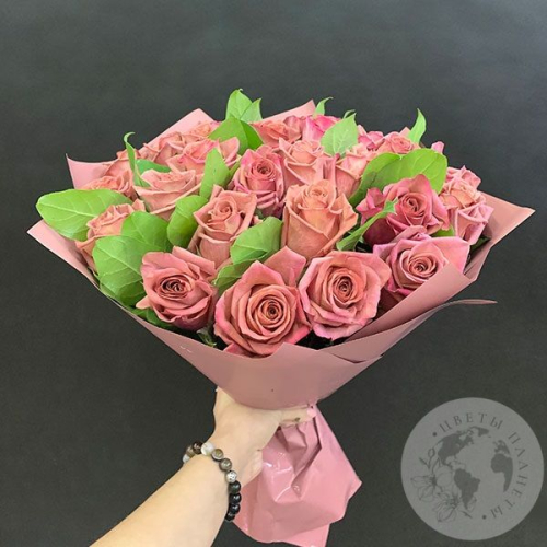 Букет 25 роз в магазине Цветы Планеты