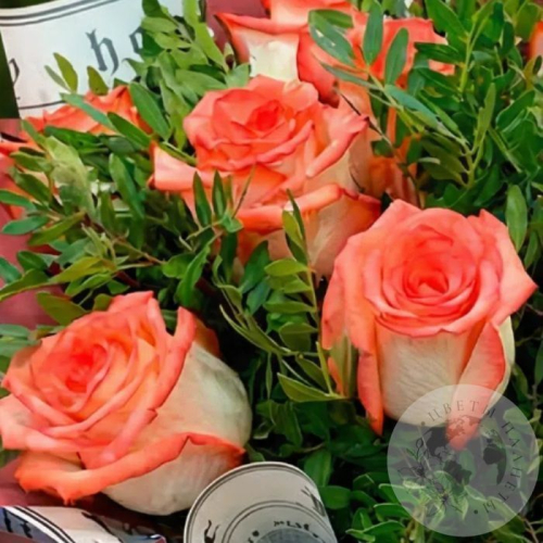 Букет из роз и фисташки "Доброе утро" в магазине Цветы Планеты