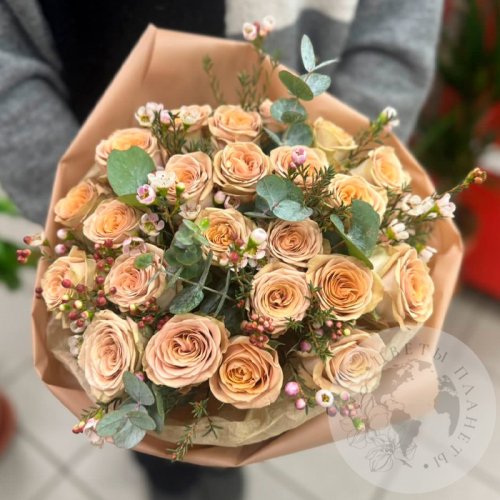 Букет из 23 роз в магазине Цветы Планеты