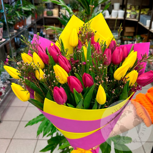 Букет 51 тюльпан в магазине Цветы Планеты