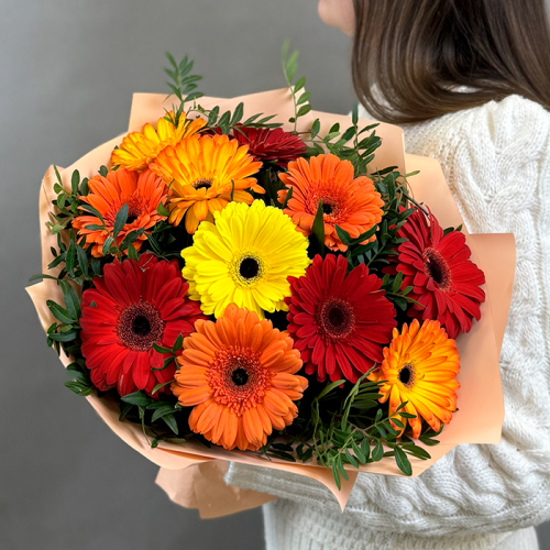 Букет из 11 гербер в магазине Цветы Планеты